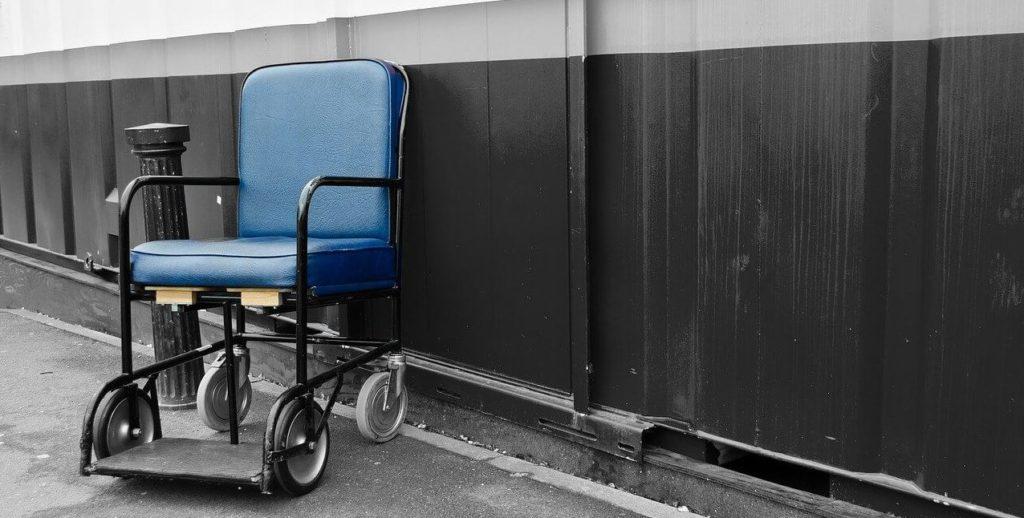 Photo d'un fauteuil roulant